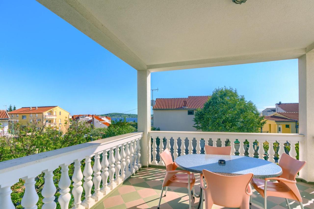 Apartmani Vukicevic Vodice Ngoại thất bức ảnh