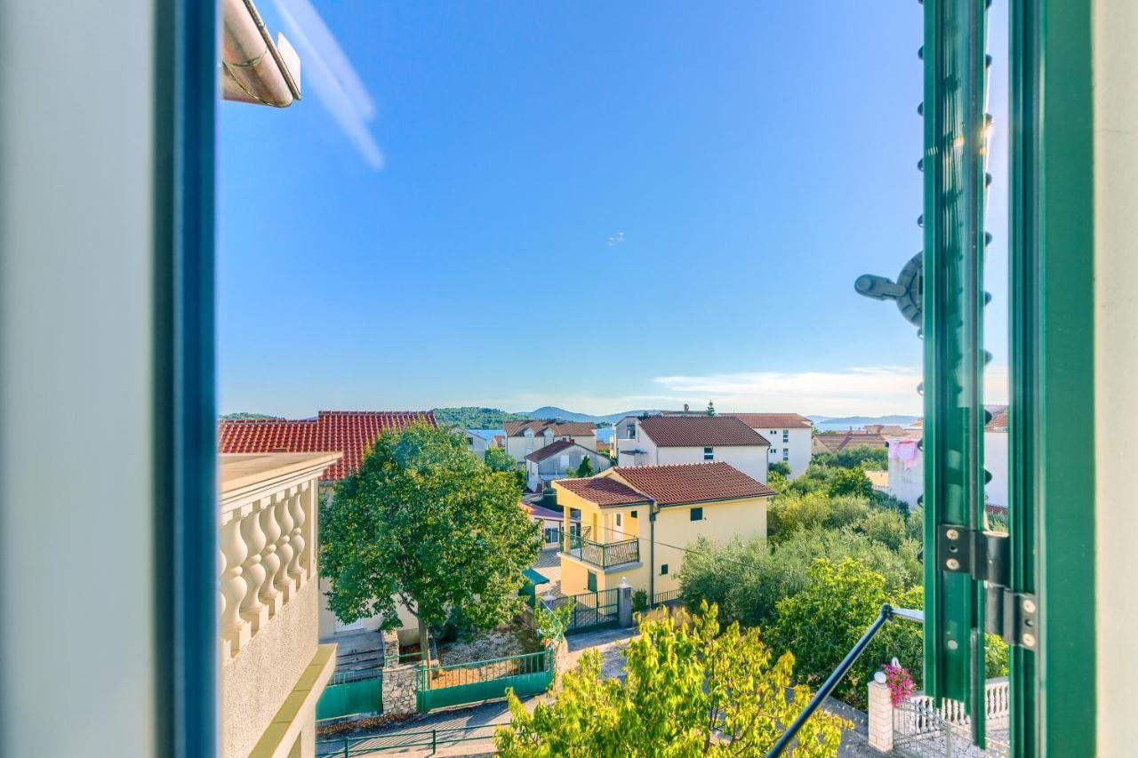Apartmani Vukicevic Vodice Ngoại thất bức ảnh