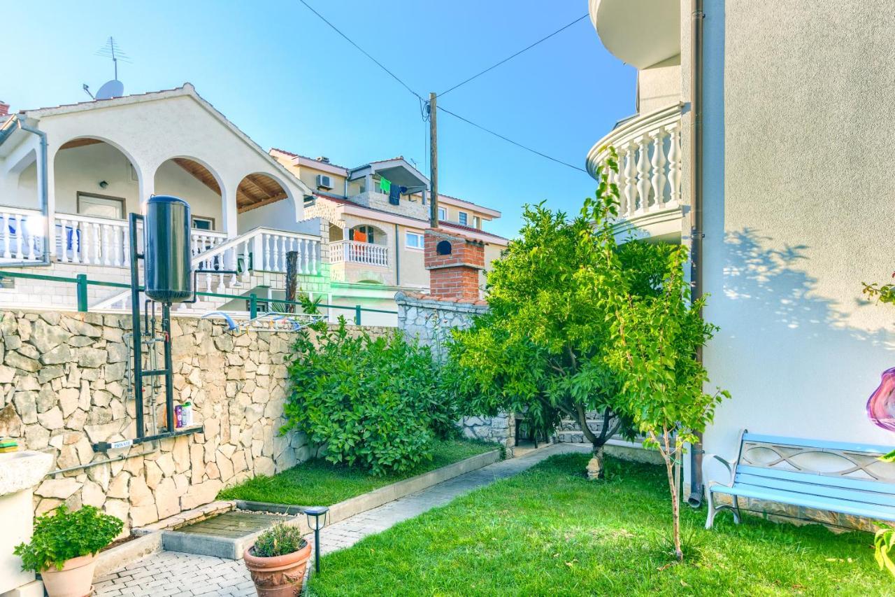 Apartmani Vukicevic Vodice Ngoại thất bức ảnh