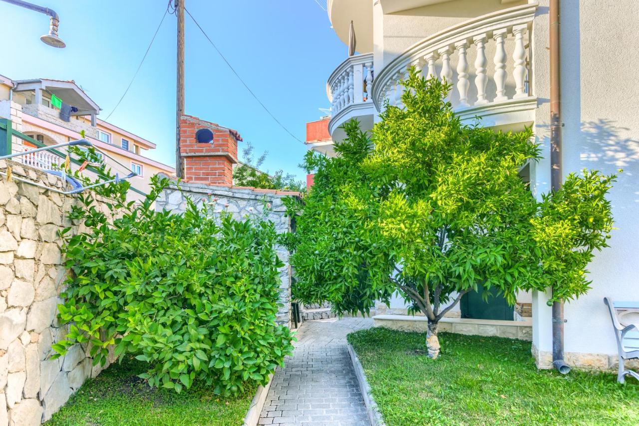 Apartmani Vukicevic Vodice Ngoại thất bức ảnh