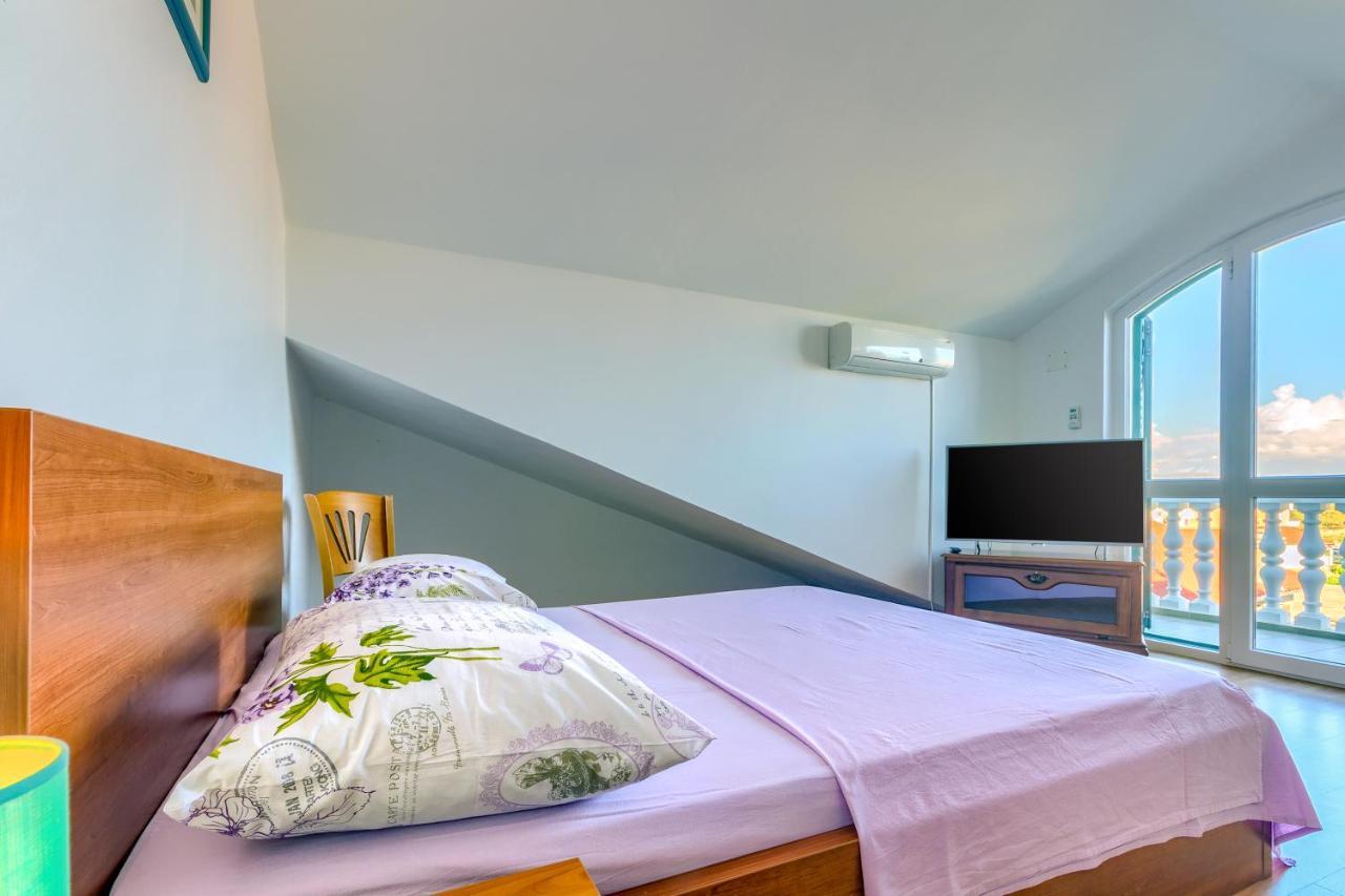 Apartmani Vukicevic Vodice Ngoại thất bức ảnh