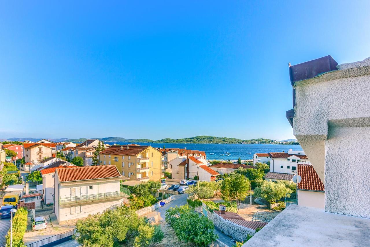 Apartmani Vukicevic Vodice Ngoại thất bức ảnh