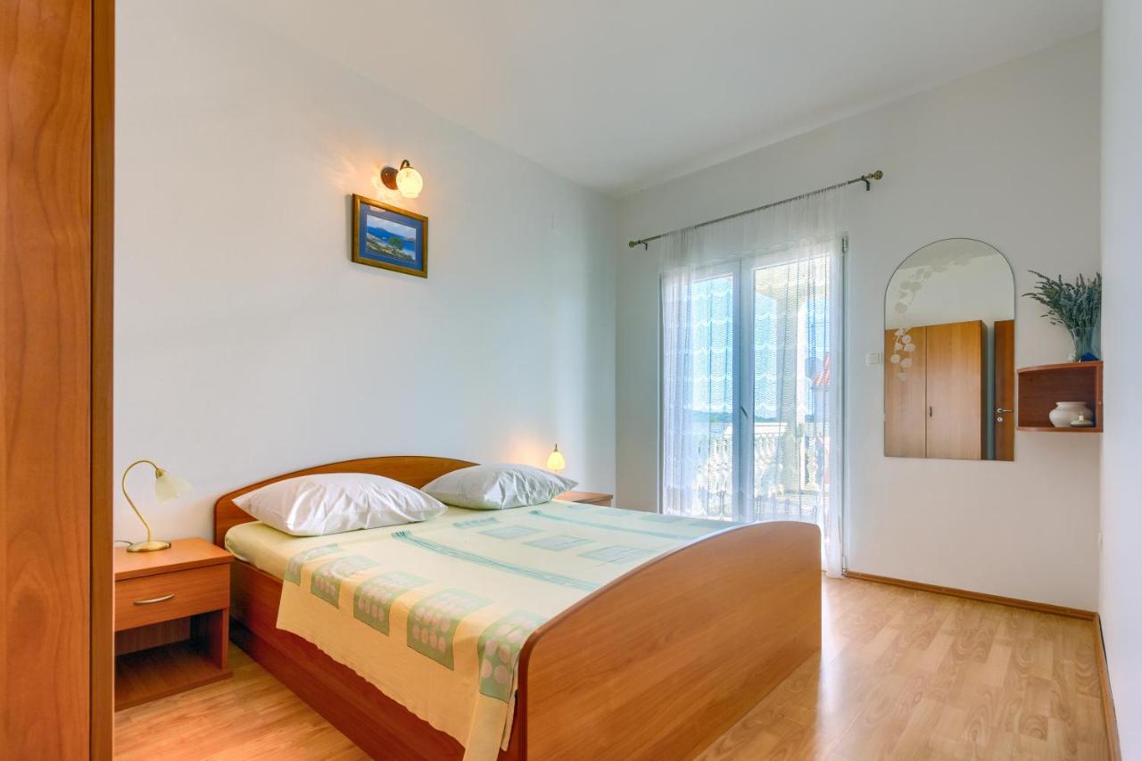 Apartmani Vukicevic Vodice Ngoại thất bức ảnh