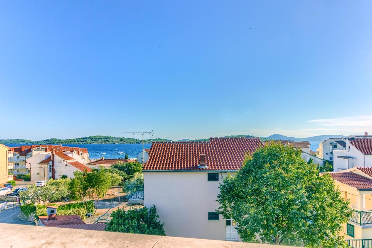 Apartmani Vukicevic Vodice Ngoại thất bức ảnh