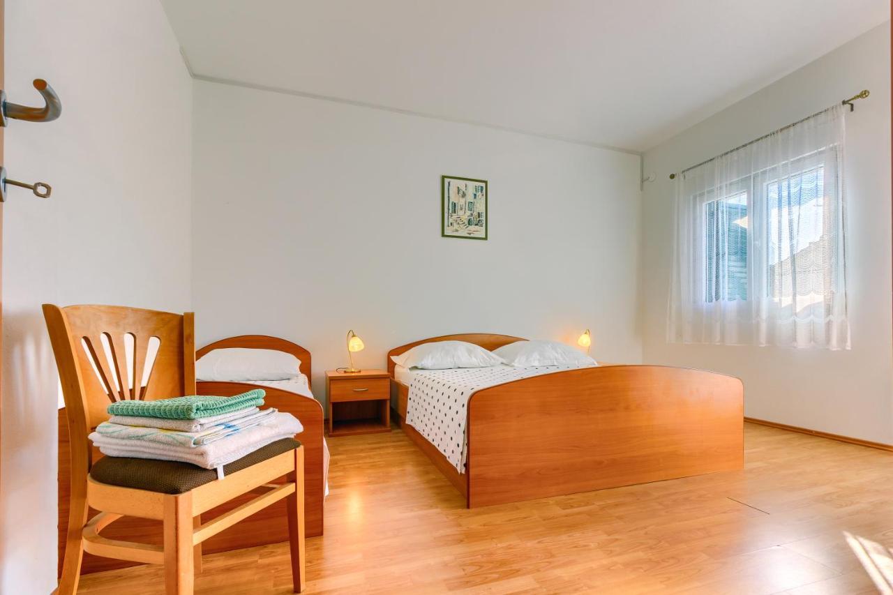 Apartmani Vukicevic Vodice Ngoại thất bức ảnh