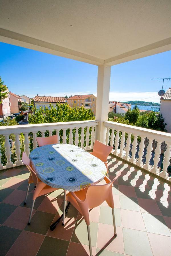 Apartmani Vukicevic Vodice Ngoại thất bức ảnh